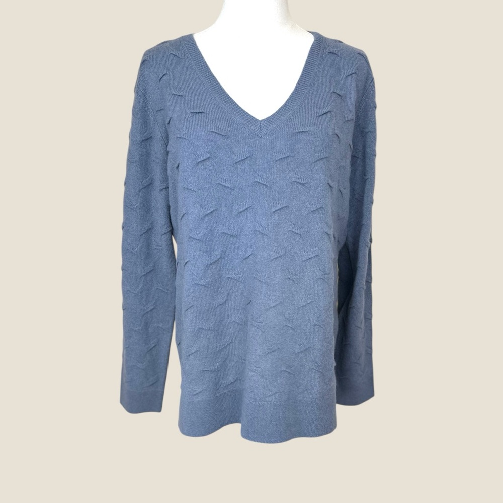 Pure Amici NWT size Large slate‎ blue cashmere vneck sweater